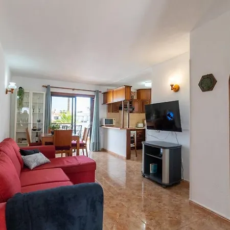 Con 2 Terrazas En Cristianos