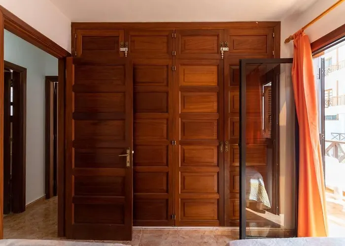 Con 2 Terrazas En Cristianos Apartament *