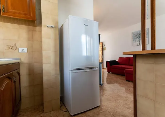 Con 2 Terrazas En Cristianos *