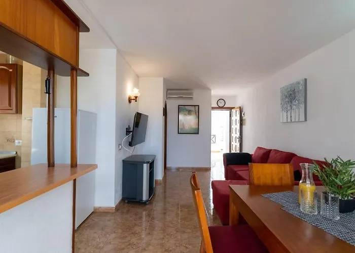 Con 2 Terrazas En Cristianos Apartament