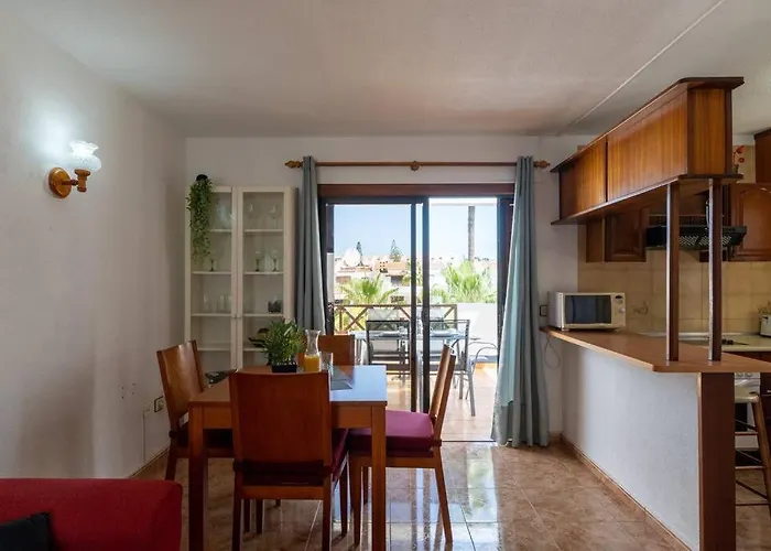 Con 2 Terrazas En Cristianos Apartament