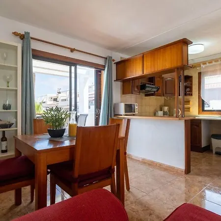 Con 2 Terrazas En Cristianos Apartmán *