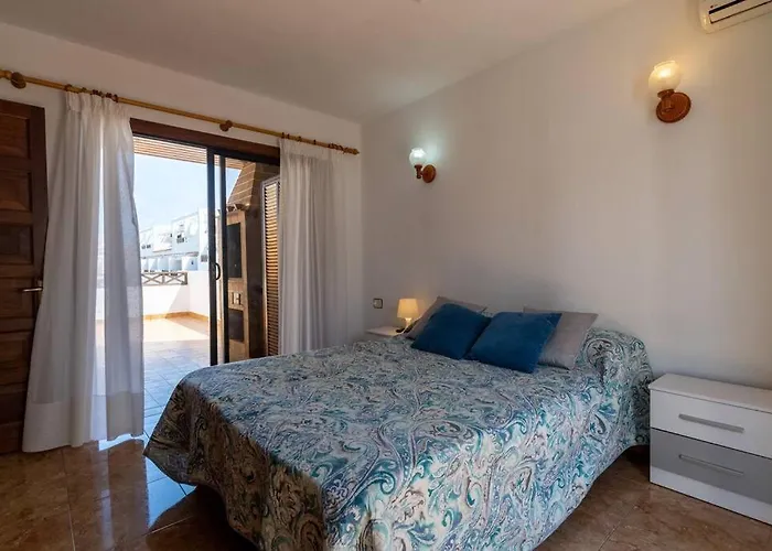 Con 2 Terrazas En Cristianos * לוס כריסטיאנוס